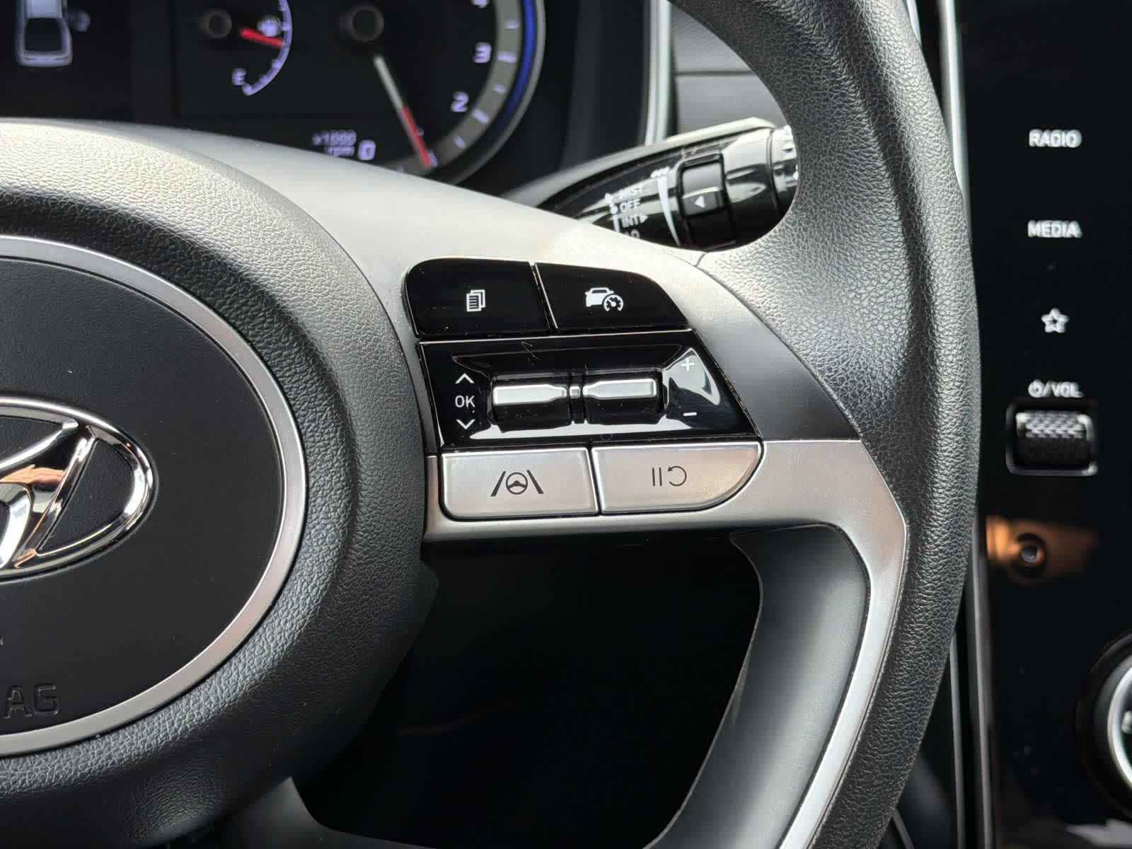 Thumbnail: 2022 Hyundai Santa Cruz - 13