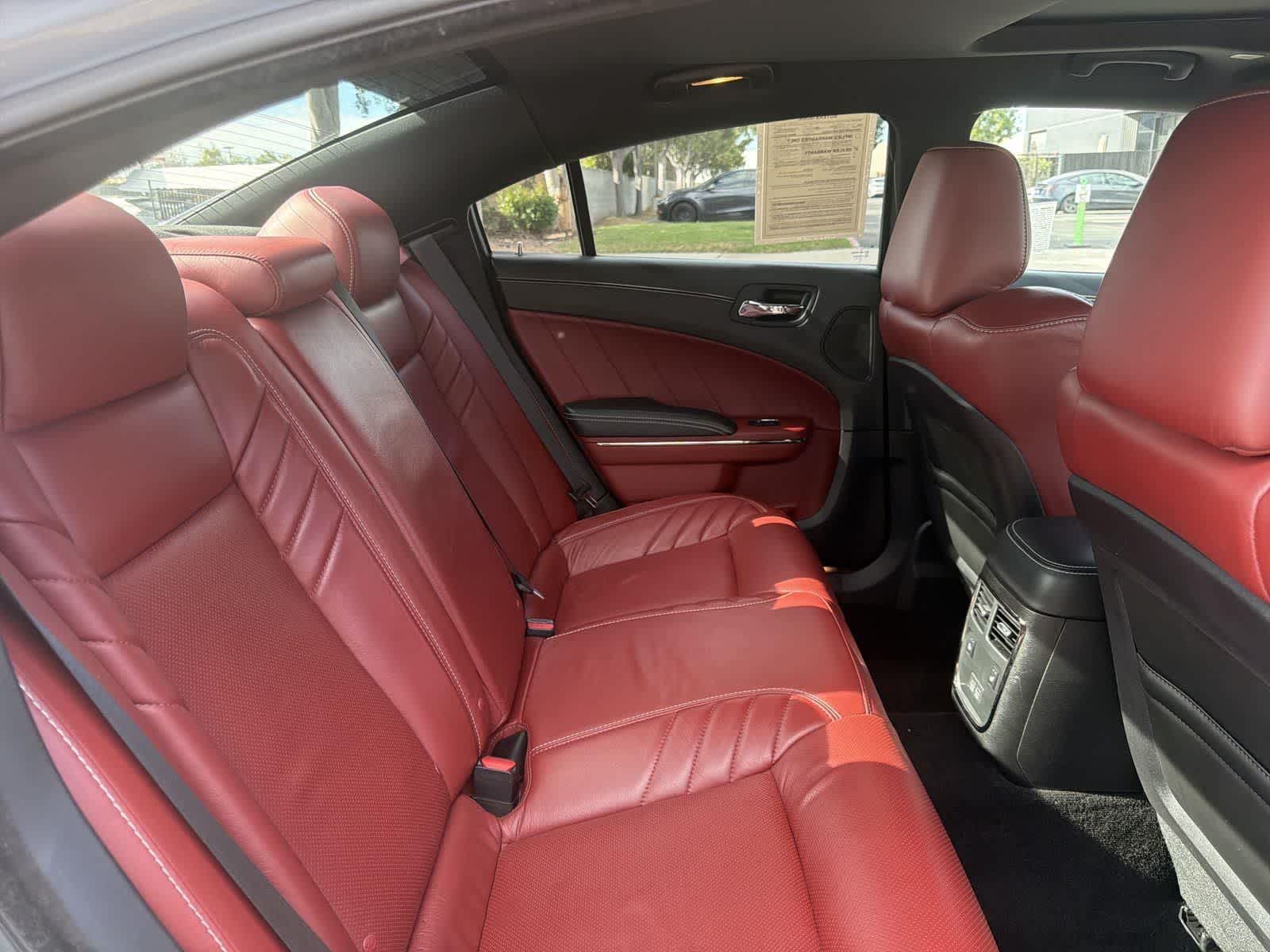 Thumbnail: 2022 Dodge Charger - 32