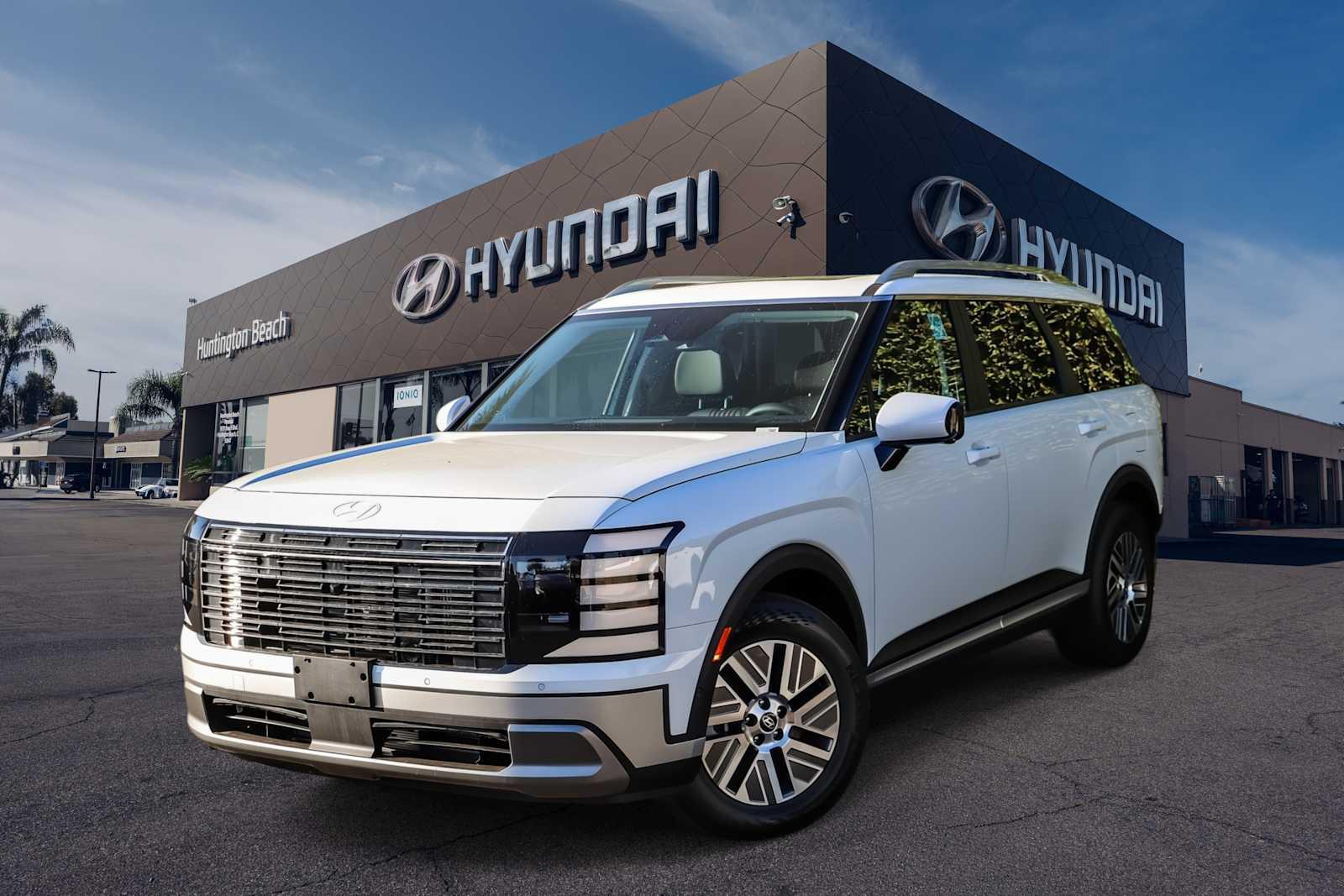 New 2026 Hyundai Palisade Hybrid SEL Premium 7P SUV for sale near you in Huntington Beach, CA