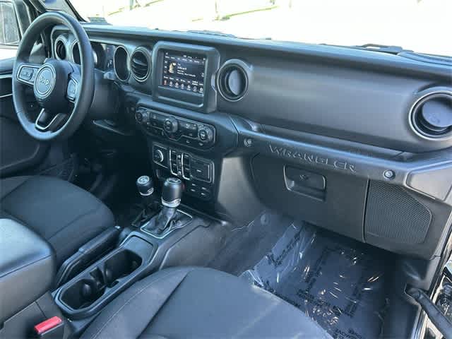 Thumbnail: 2023 Jeep Wrangler - 33