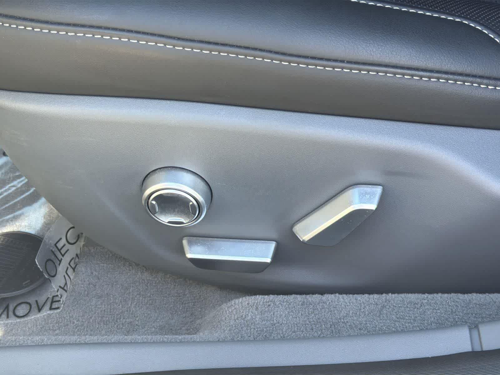 Thumbnail: 2024 Lucid Air - 25