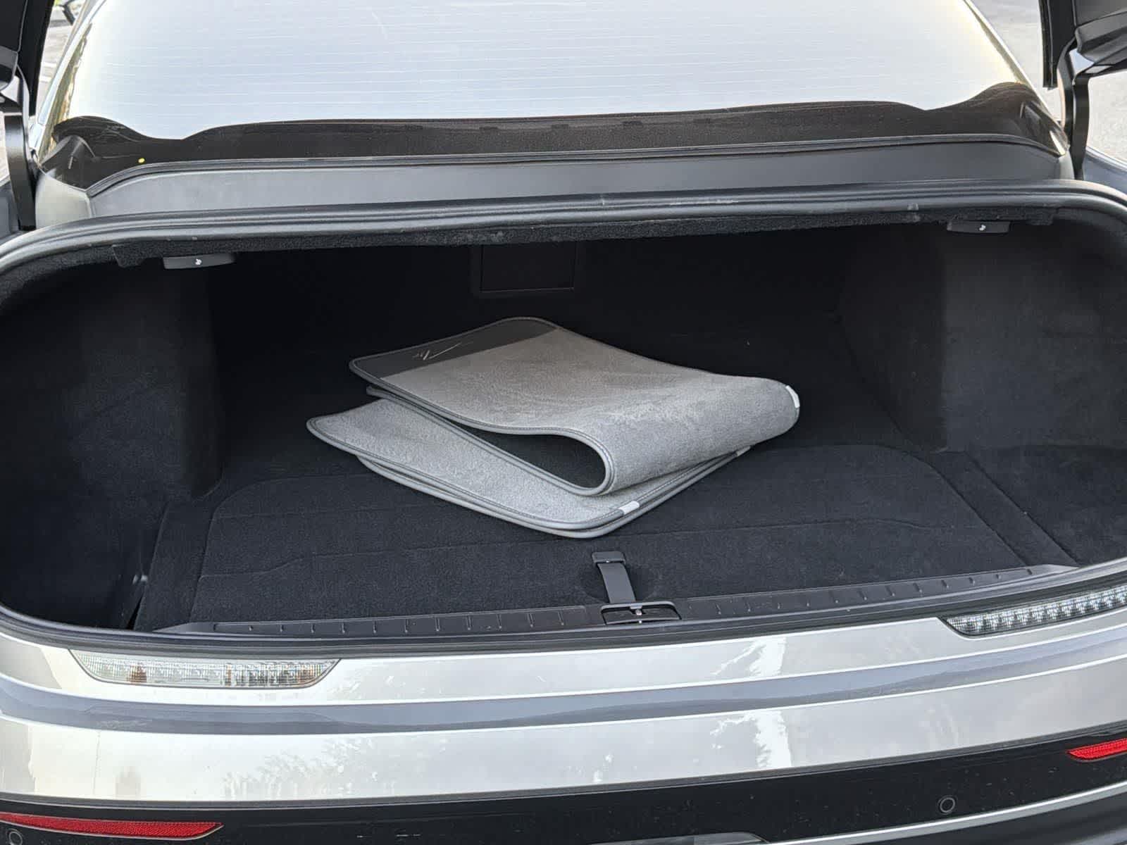 Thumbnail: 2024 Lucid Air - 29