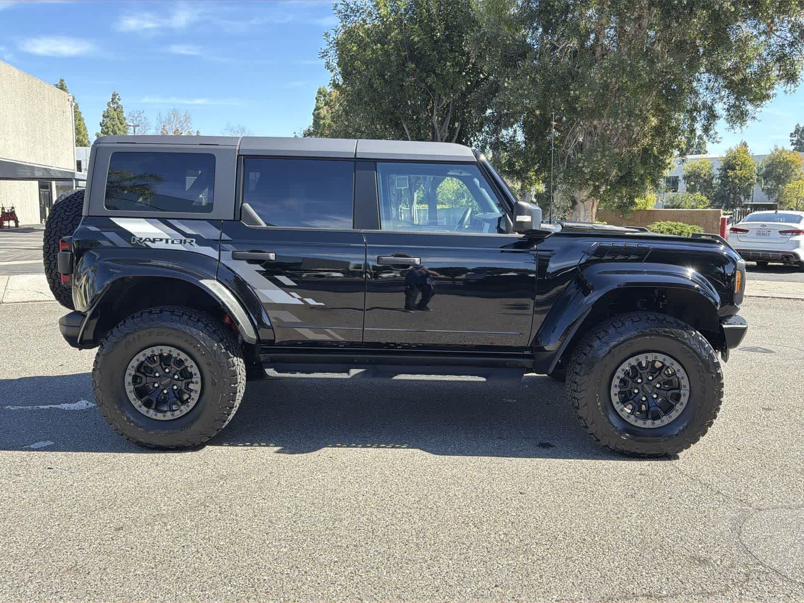 Thumbnail: 2024 Ford Bronco - 7