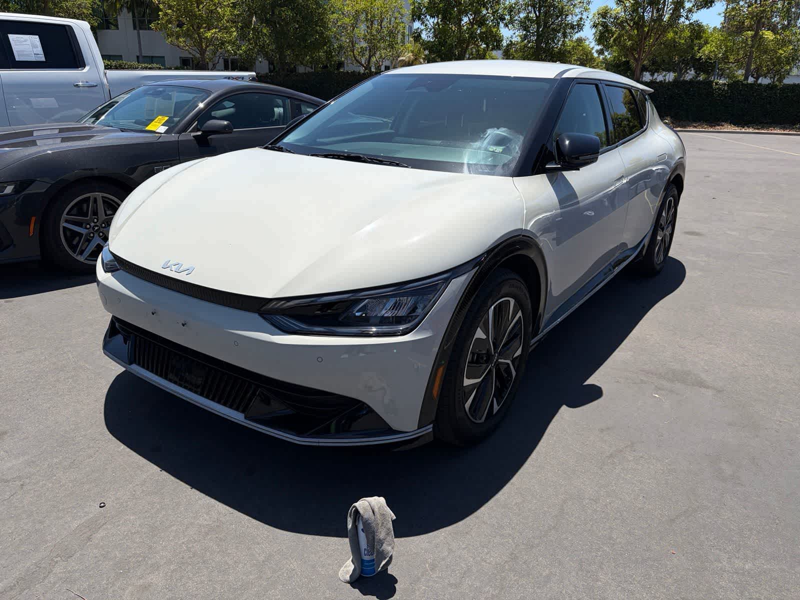 2022 Kia EV6 Wind -
                  Huntington Beach, CA