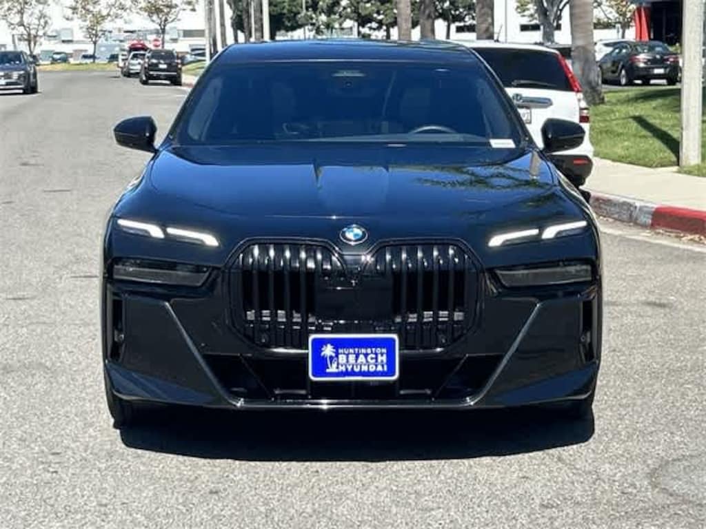 Used 2023 BMW 7 Series 740i Sedan