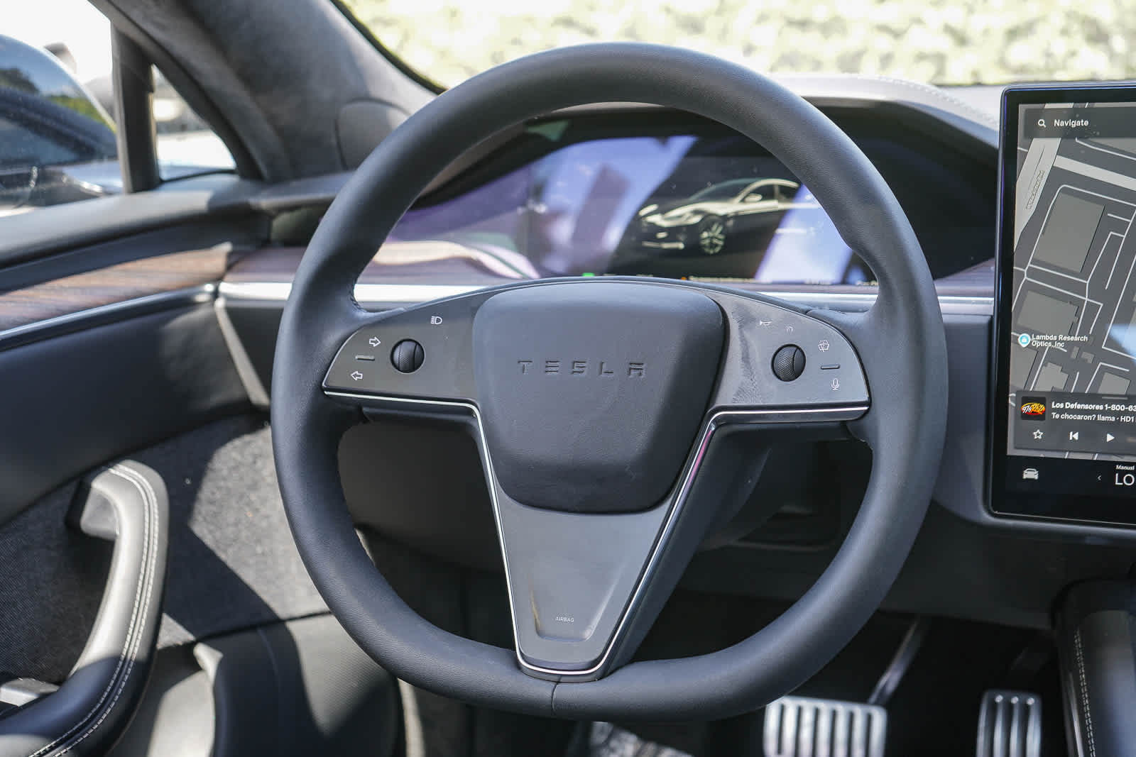 Thumbnail: 2023 Tesla Model S - 14