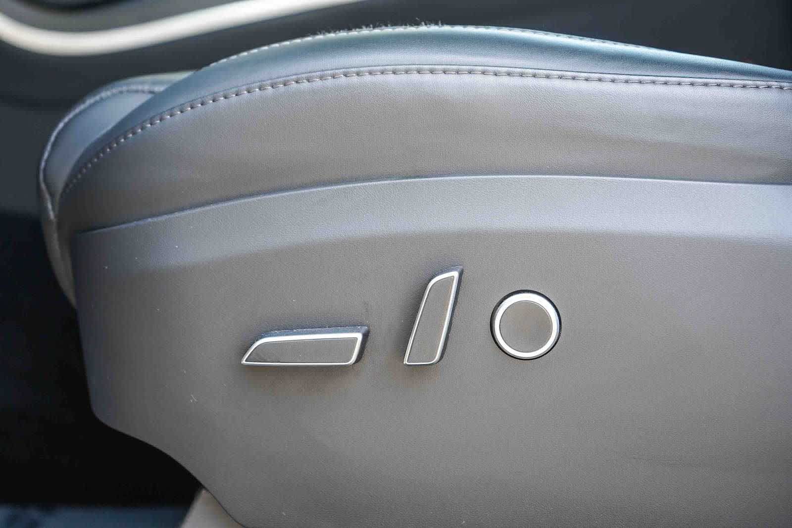 Thumbnail: 2024 Tesla Model X - 20