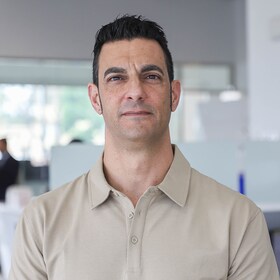 Staff member Roberto Lacone from ID_dadfcb