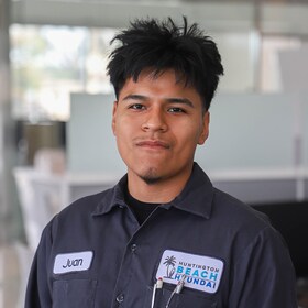 Staff member Juan Garcia from ID_64d5bf