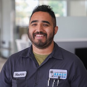 Staff member Mauricio Apolonio from ID_64d5bf