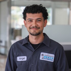 Staff member Angel Martin from ID_64d5bf