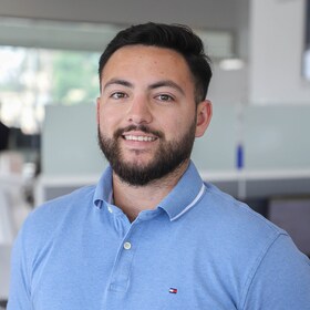 Staff member Justin Rodriguez from ID_57fccb