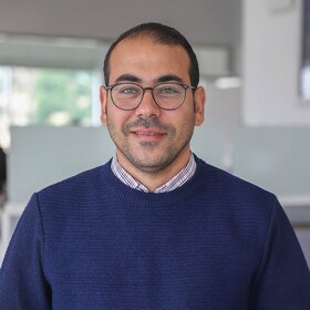 Staff member Luis Rafael from ID_57fccb