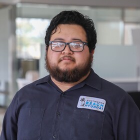 Staff member Fernando Maya from ID_64d5bf