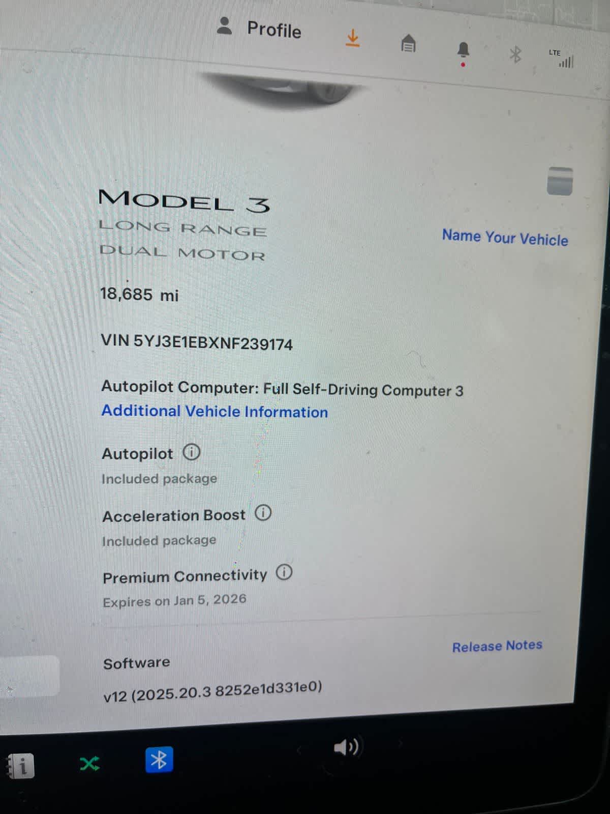 Thumbnail: 2022 Tesla Model 3 - 8