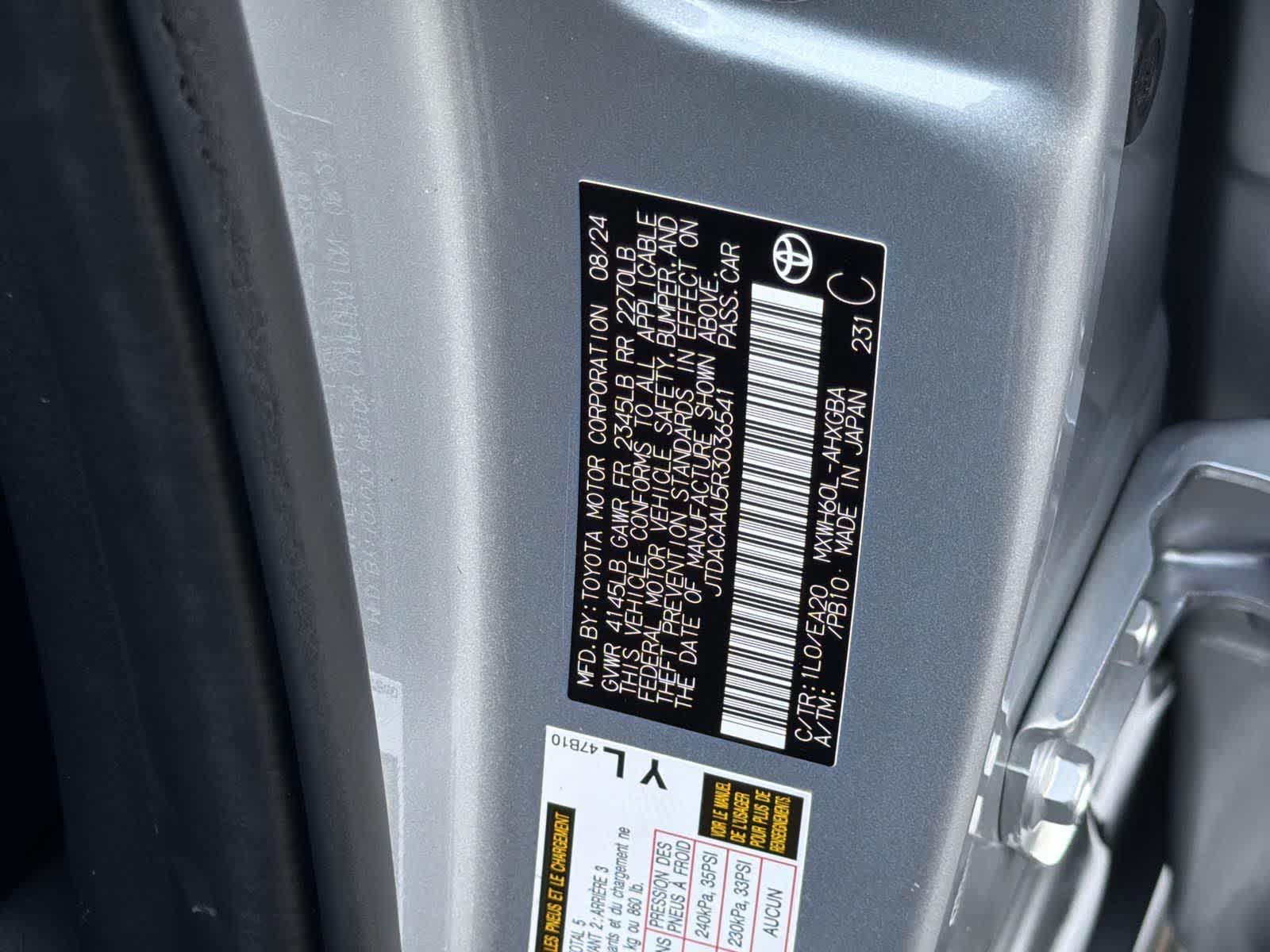 Thumbnail: 2024 Toyota Prius - 9