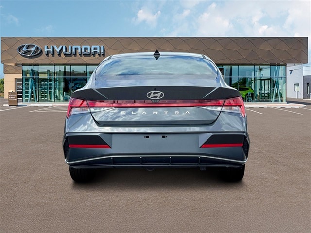 Thumbnail: 2025 Hyundai Elantra - 6