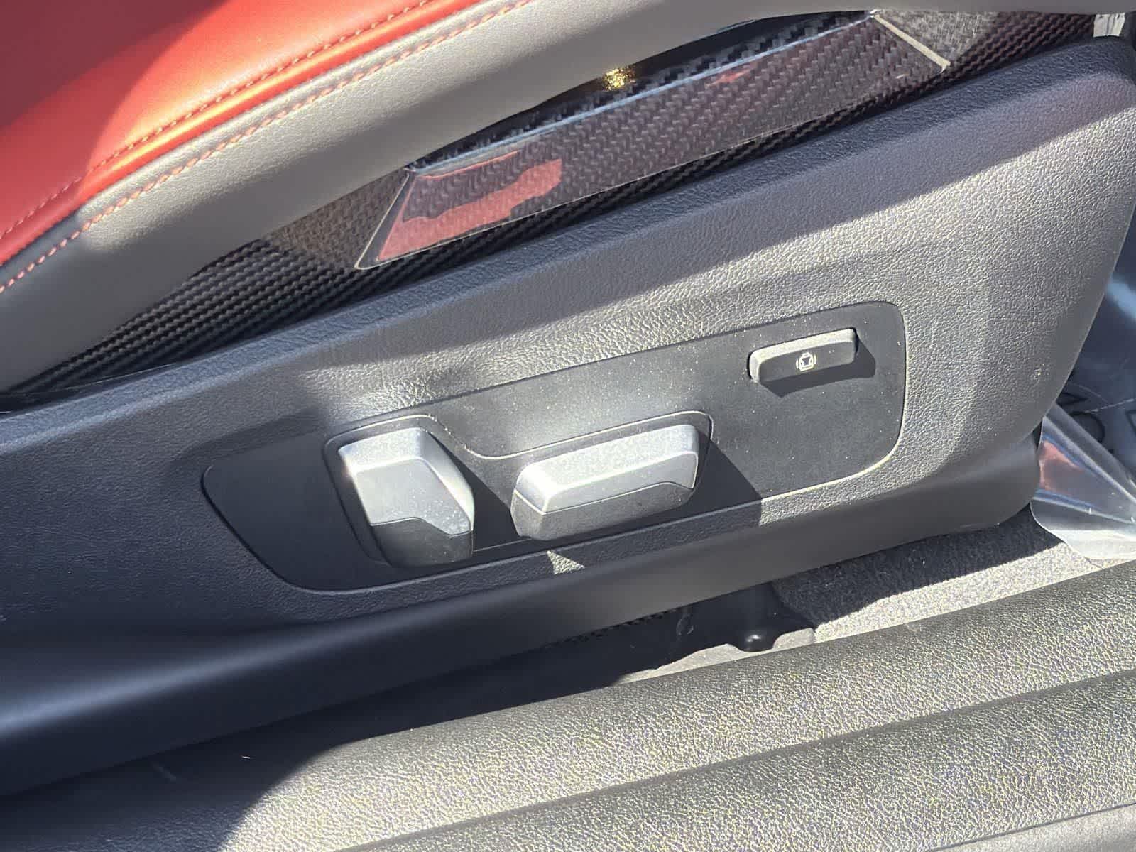 Thumbnail: 2022 BMW M4 - 35