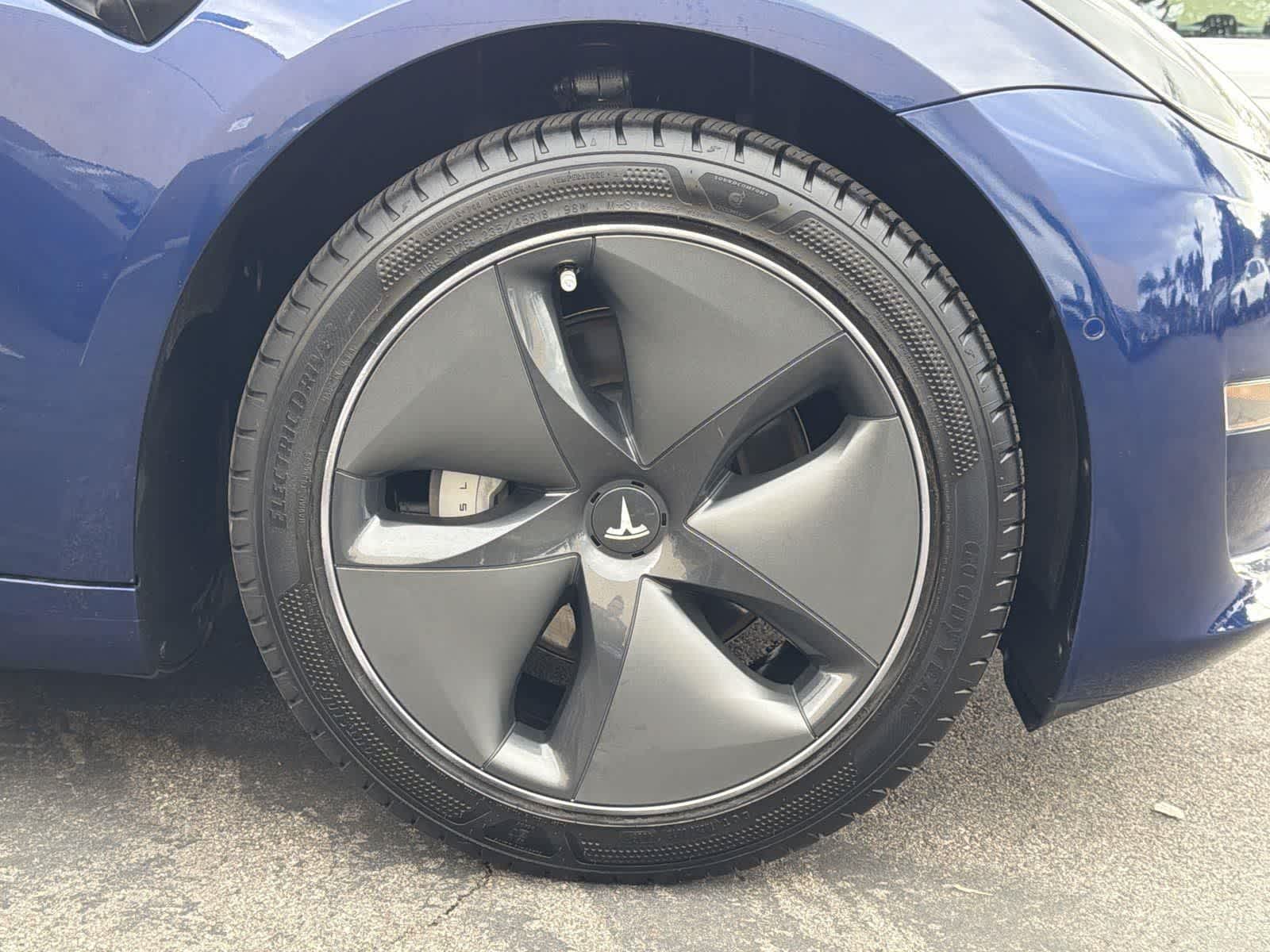 Thumbnail: 2020 Tesla Model 3 - 36