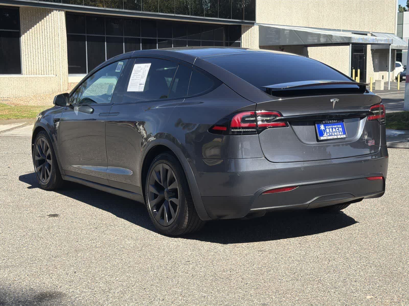 Thumbnail: 2022 Tesla Model X - 4