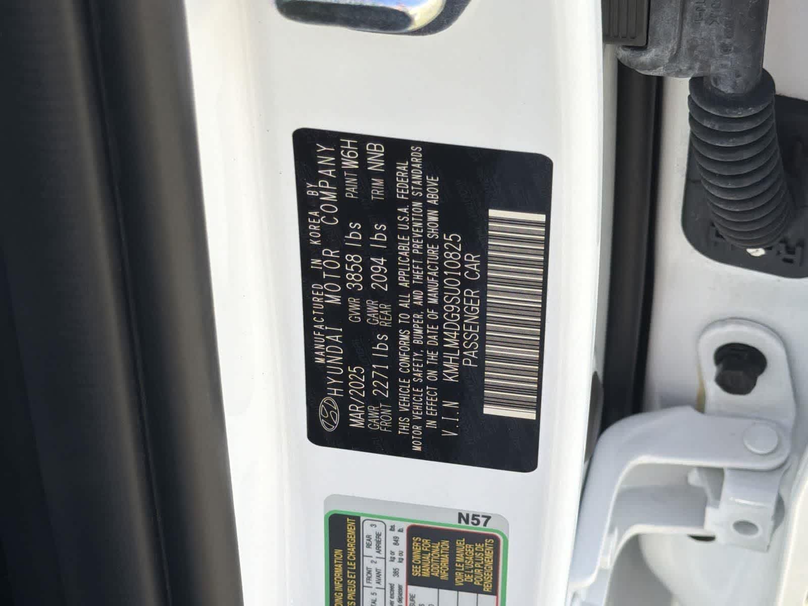 Thumbnail: 2025 Hyundai Elantra - 9