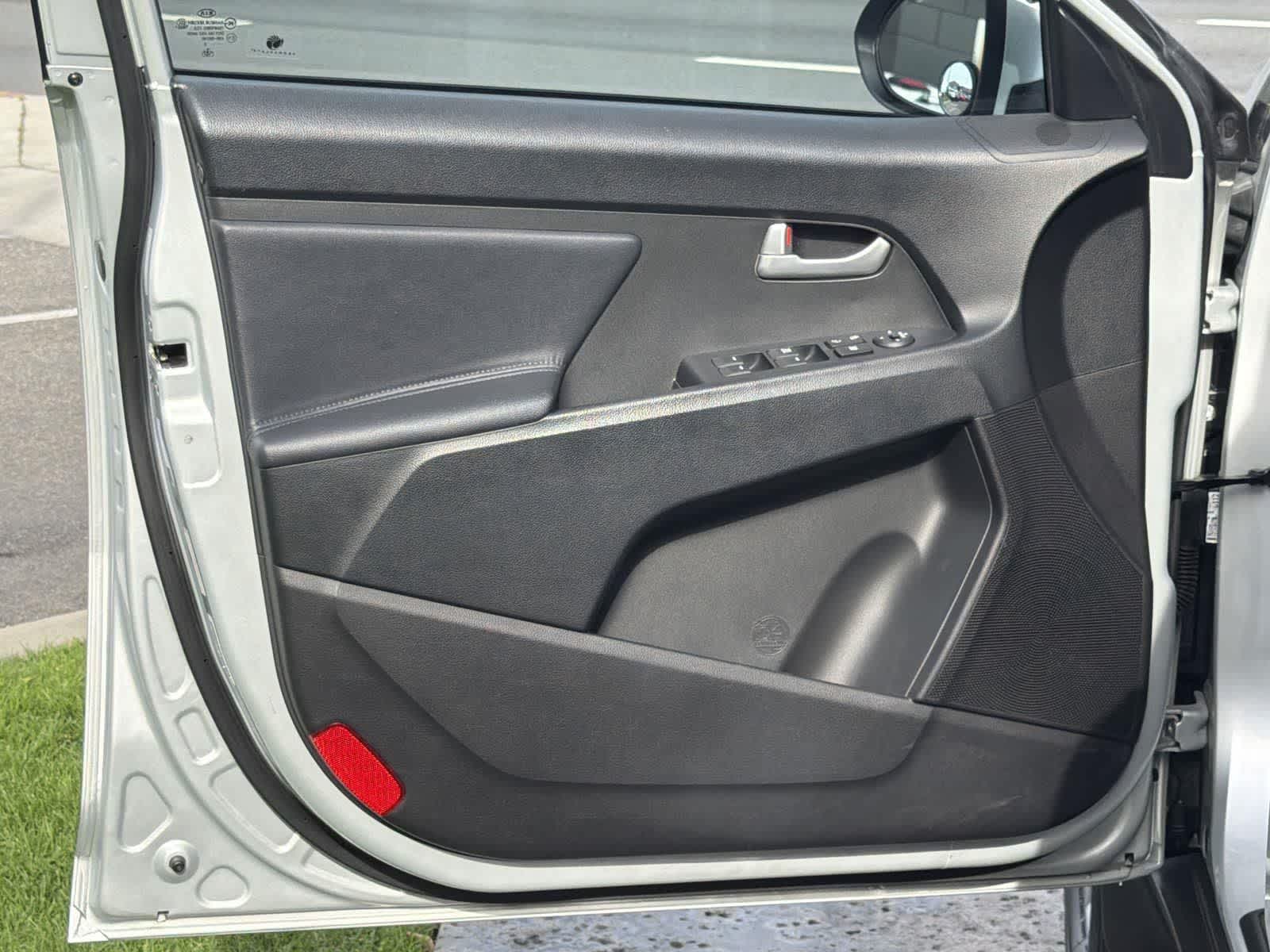 Thumbnail: 2013 Kia Sportage - 19