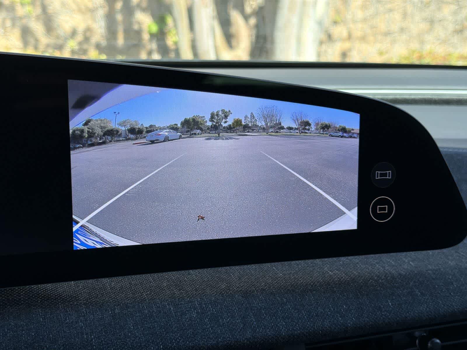 Thumbnail: 2023 Lucid Air - 17