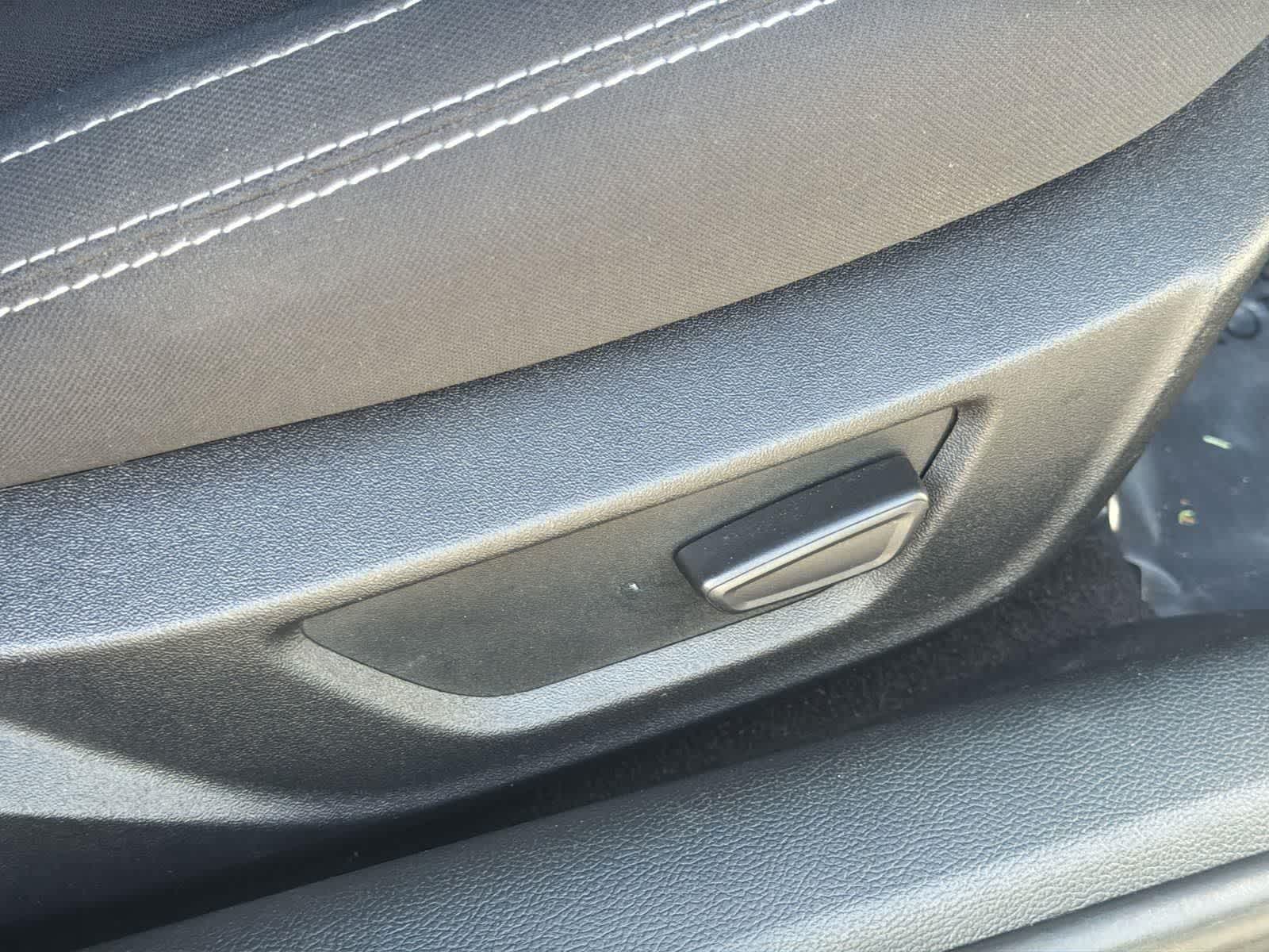 Thumbnail: 2021 Ford Mustang - 32