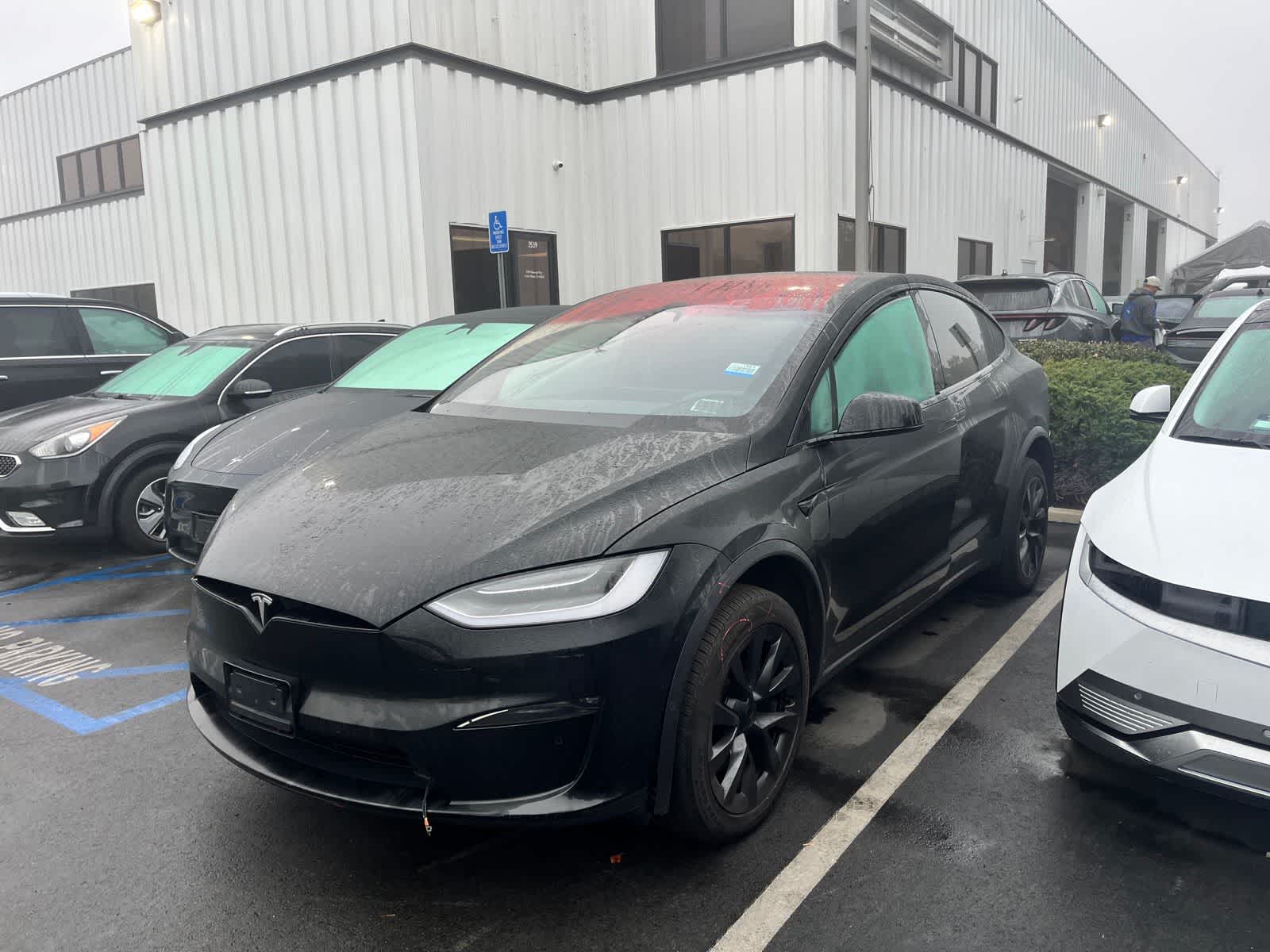 2023 Tesla Model X Long Range's photo