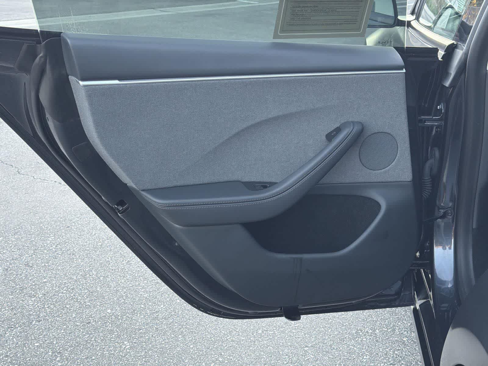 Thumbnail: 2025 Tesla Model 3 - 28