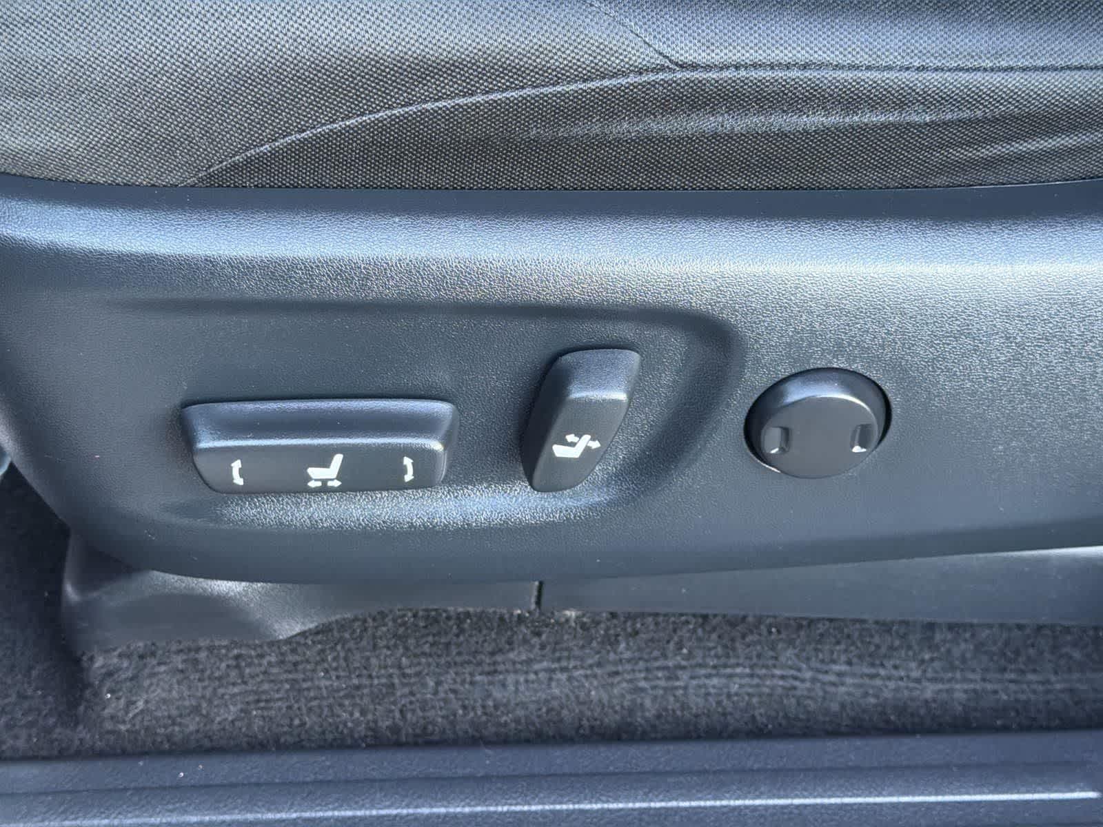 Thumbnail: 2022 Toyota 4Runner - 24