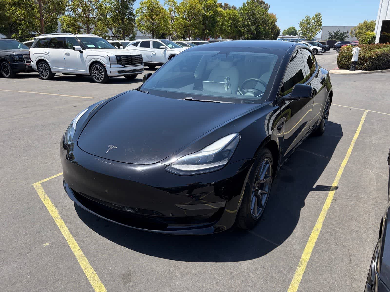 Thumbnail: 2021 Tesla Model 3 - 1