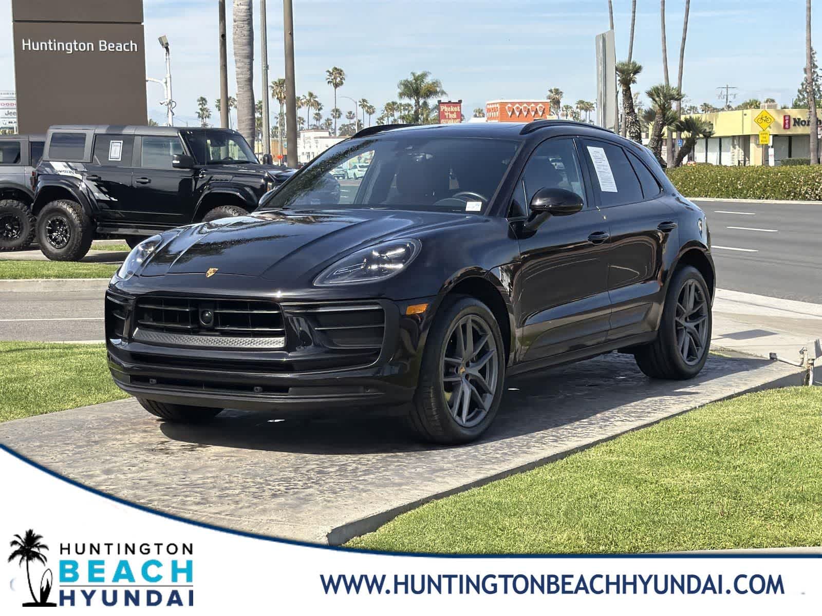 2023 Porsche Macan T