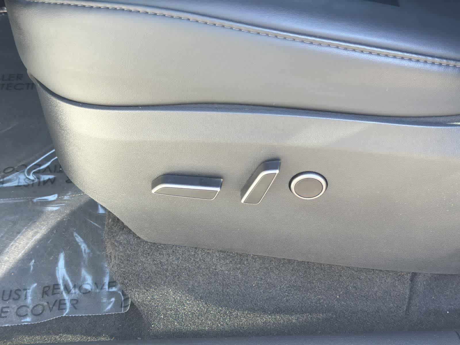 Thumbnail: 2023 Tesla Model Y - 26