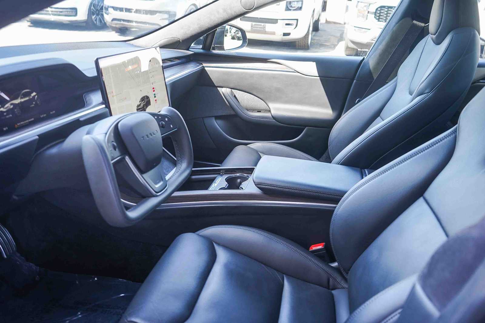 Thumbnail: 2022 Tesla Model S - 18