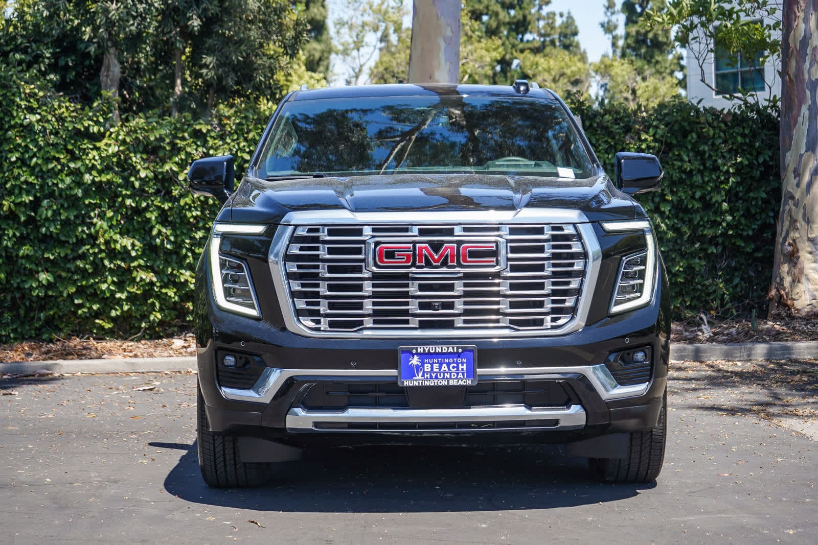 Thumbnail: 2025 GMC Yukon XL - 2
