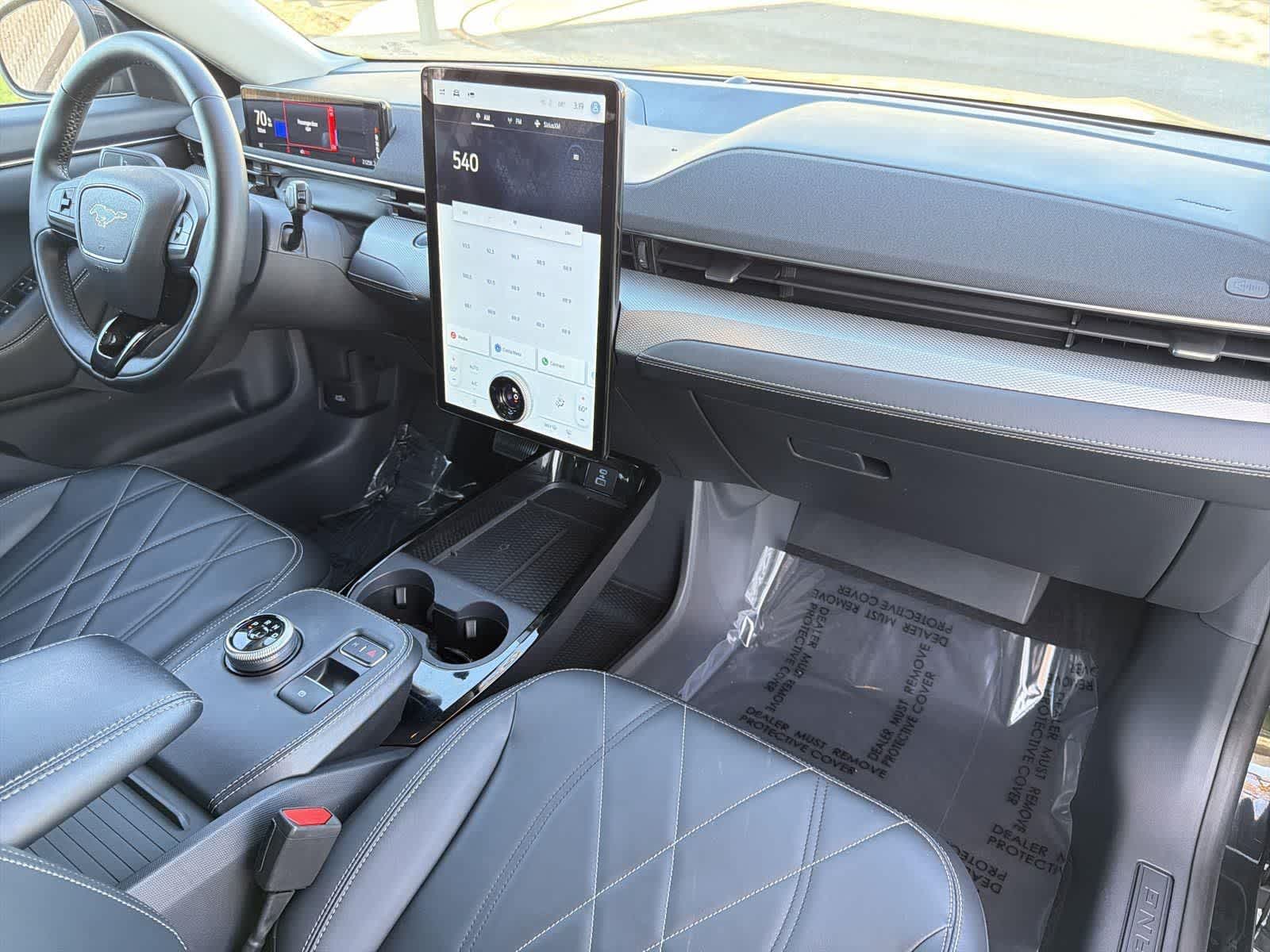 Thumbnail: 2022 Ford Mustang Mach-E - 34