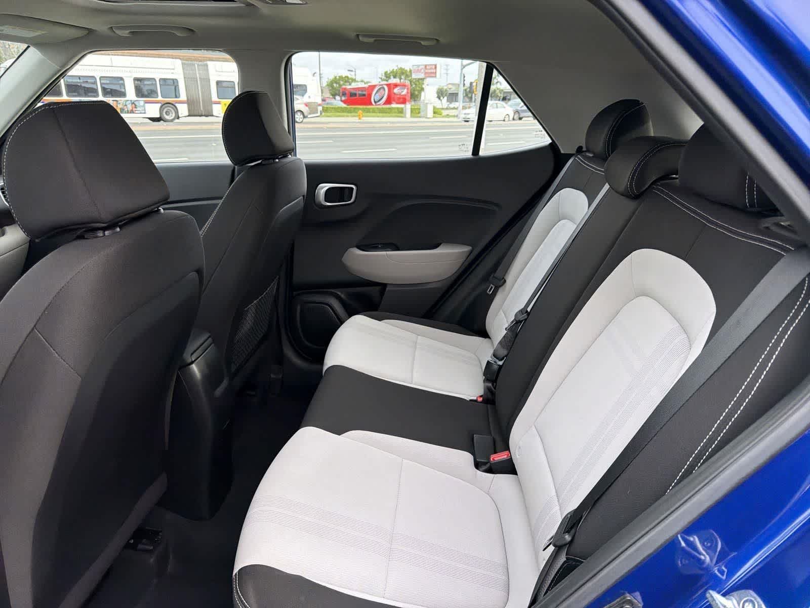 Thumbnail: 2023 Hyundai Venue - 28