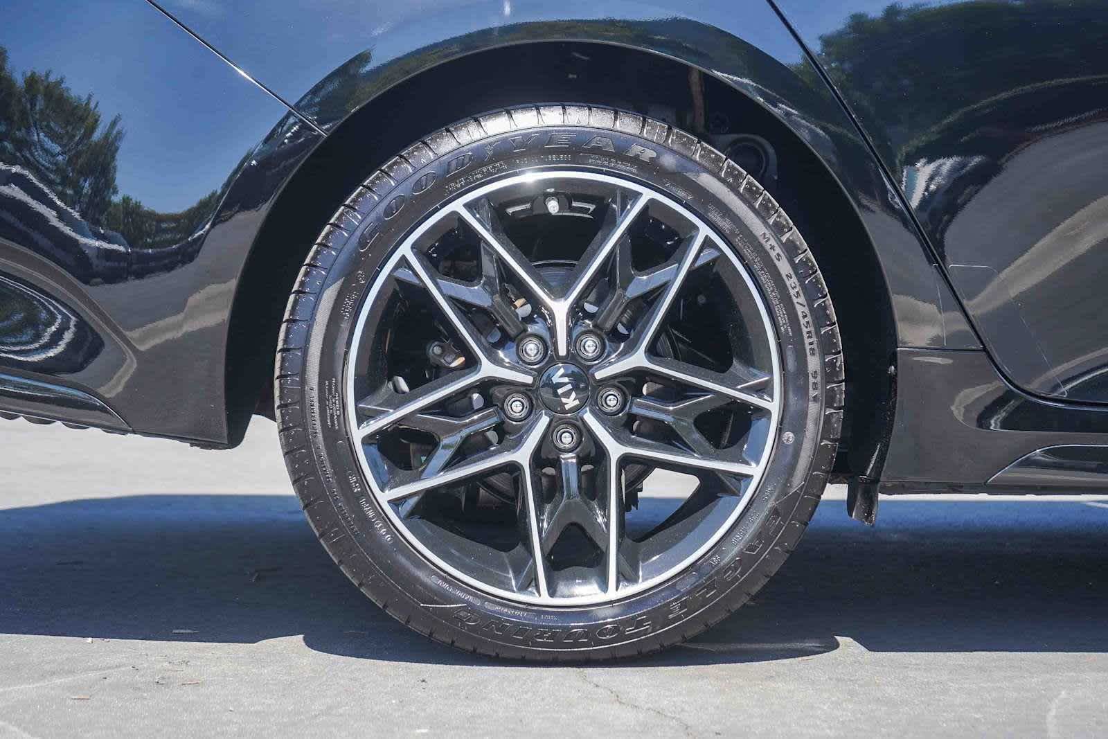 Thumbnail: 2020 Kia Optima - 9