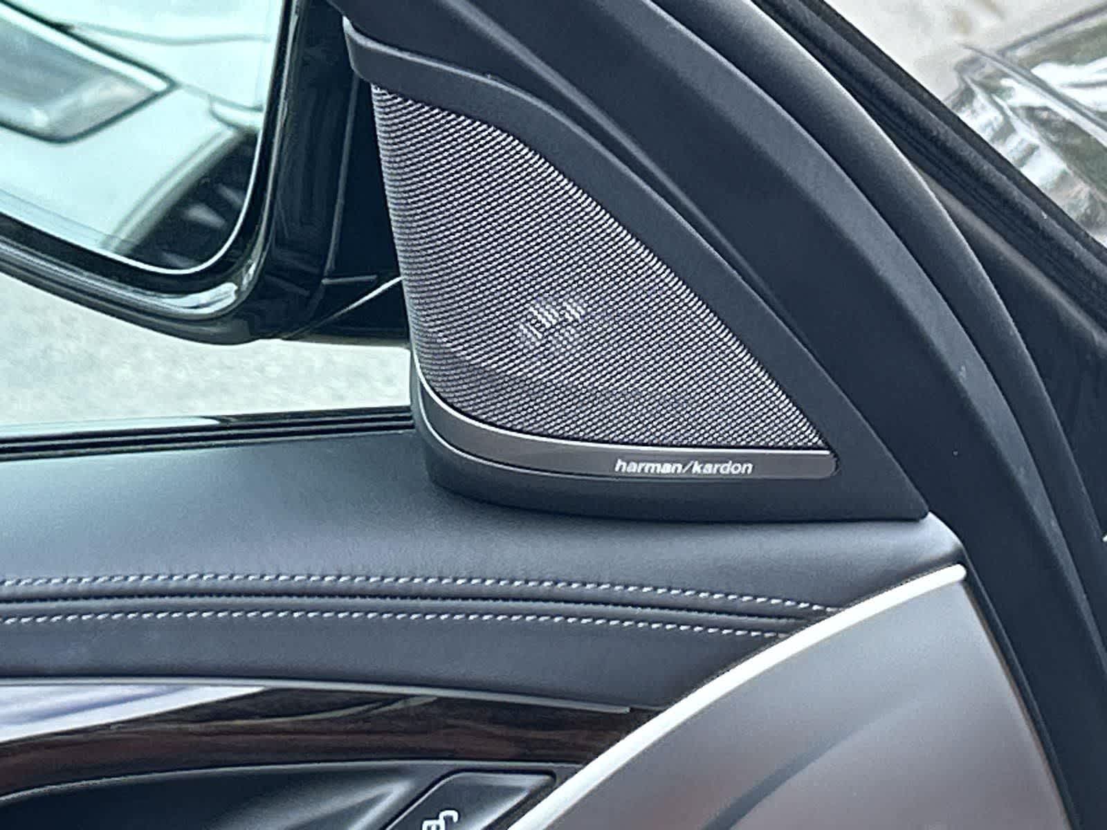 Thumbnail: 2023 BMW M5 - 29