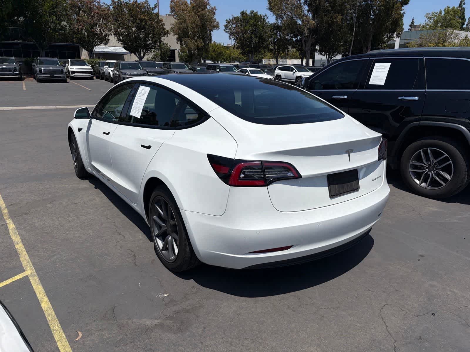 Thumbnail: 2022 Tesla Model 3 - 4