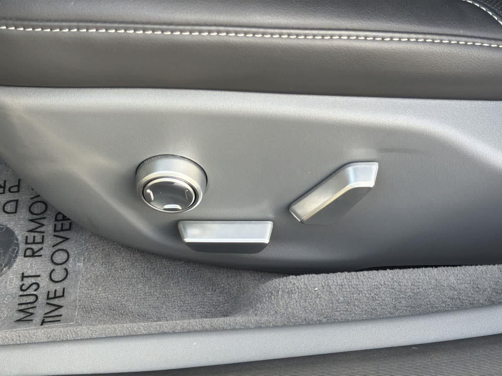 Thumbnail: 2024 Lucid Air - 25