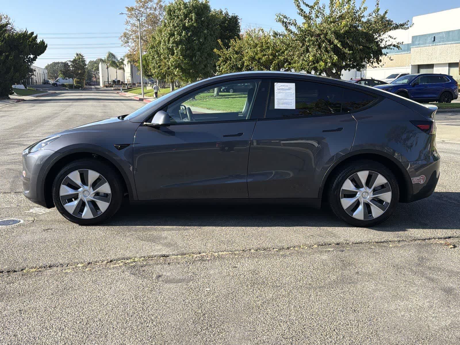 Thumbnail: 2023 Tesla Model Y - 7