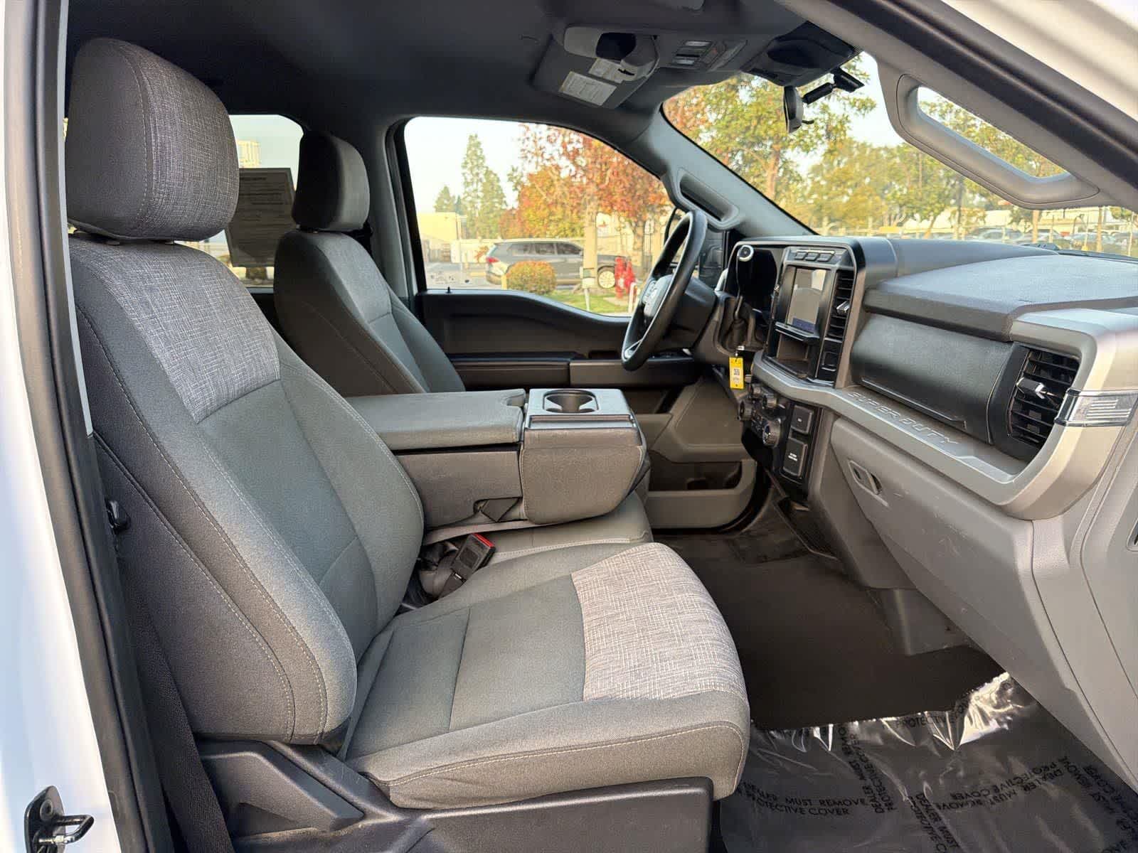 Thumbnail: 2024 Ford Econoline - 34