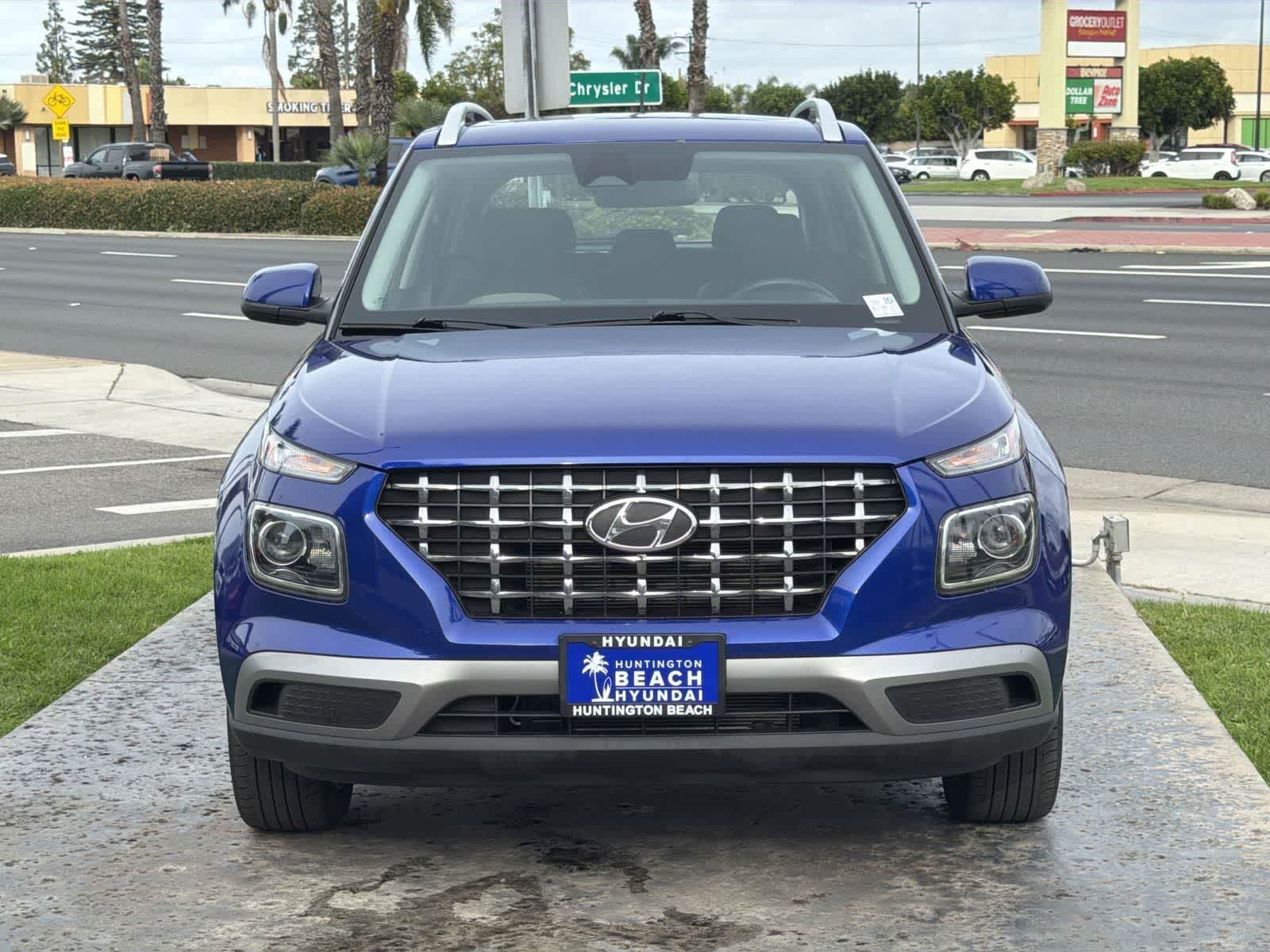 Thumbnail: 2023 Hyundai Venue - 2