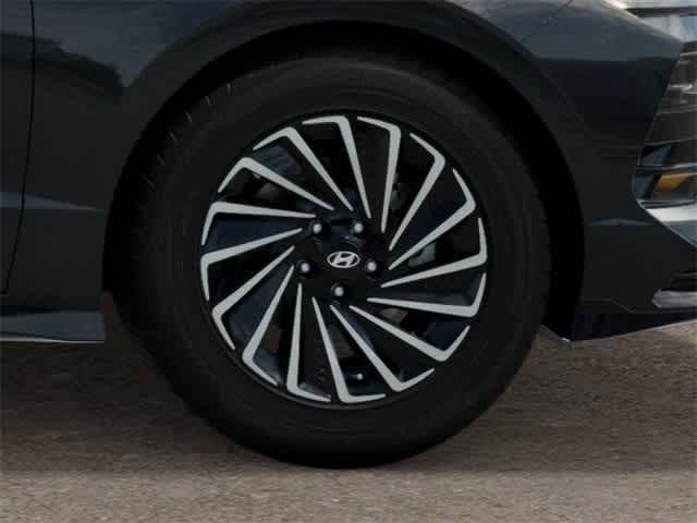 Thumbnail: 2025 Hyundai Sonata - 8