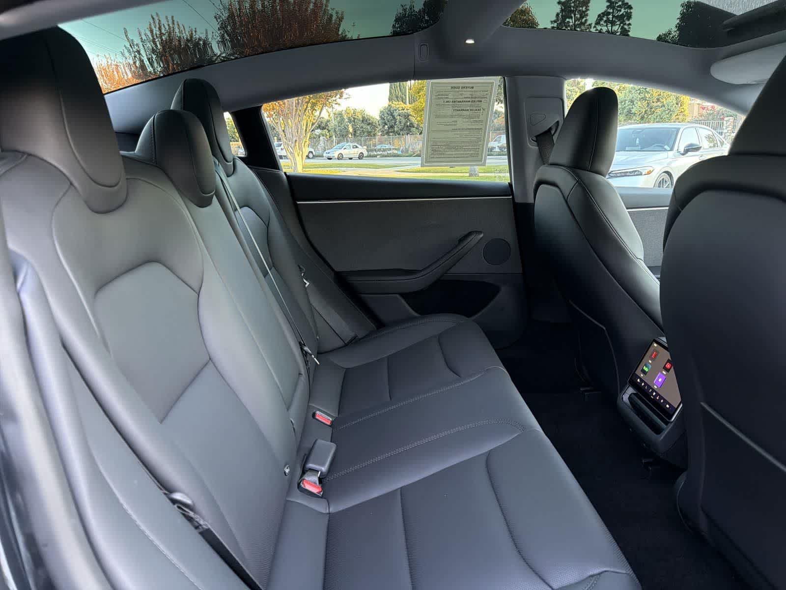 Thumbnail: 2025 Tesla Model 3 - 33