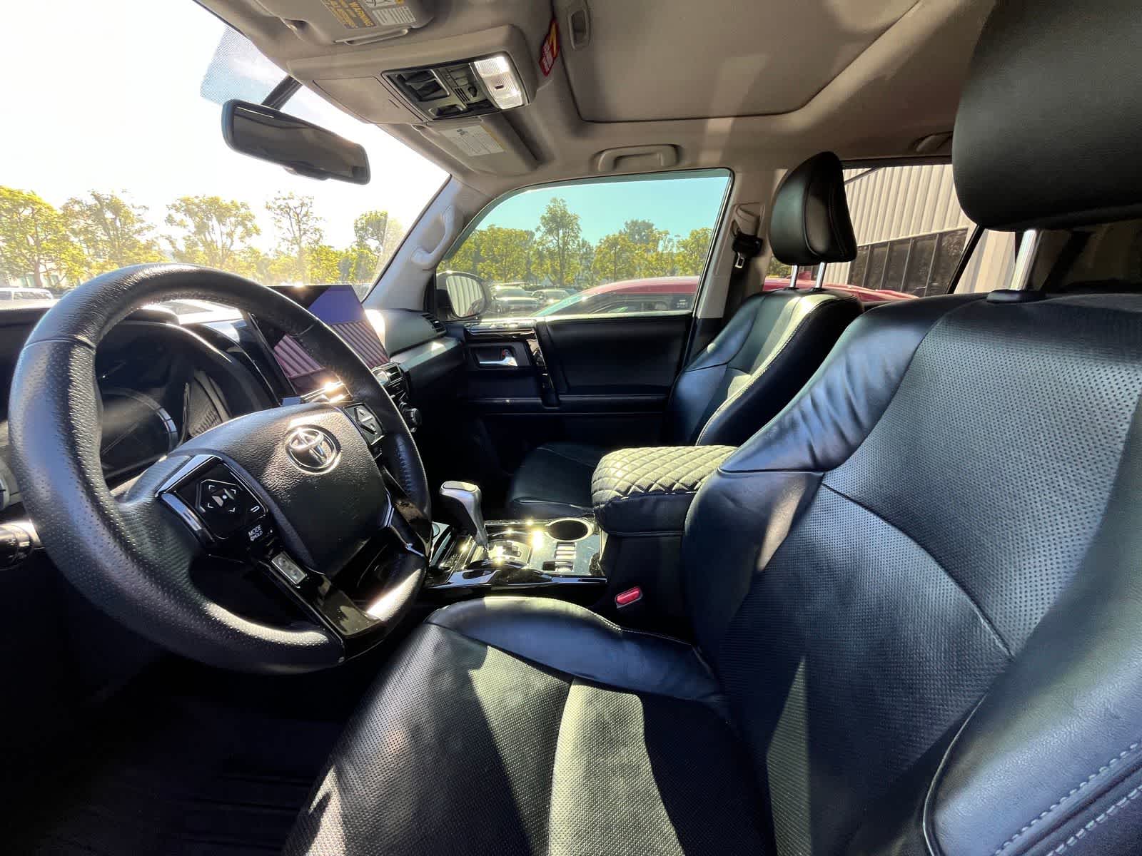 Thumbnail: 2014 Toyota 4Runner - 1