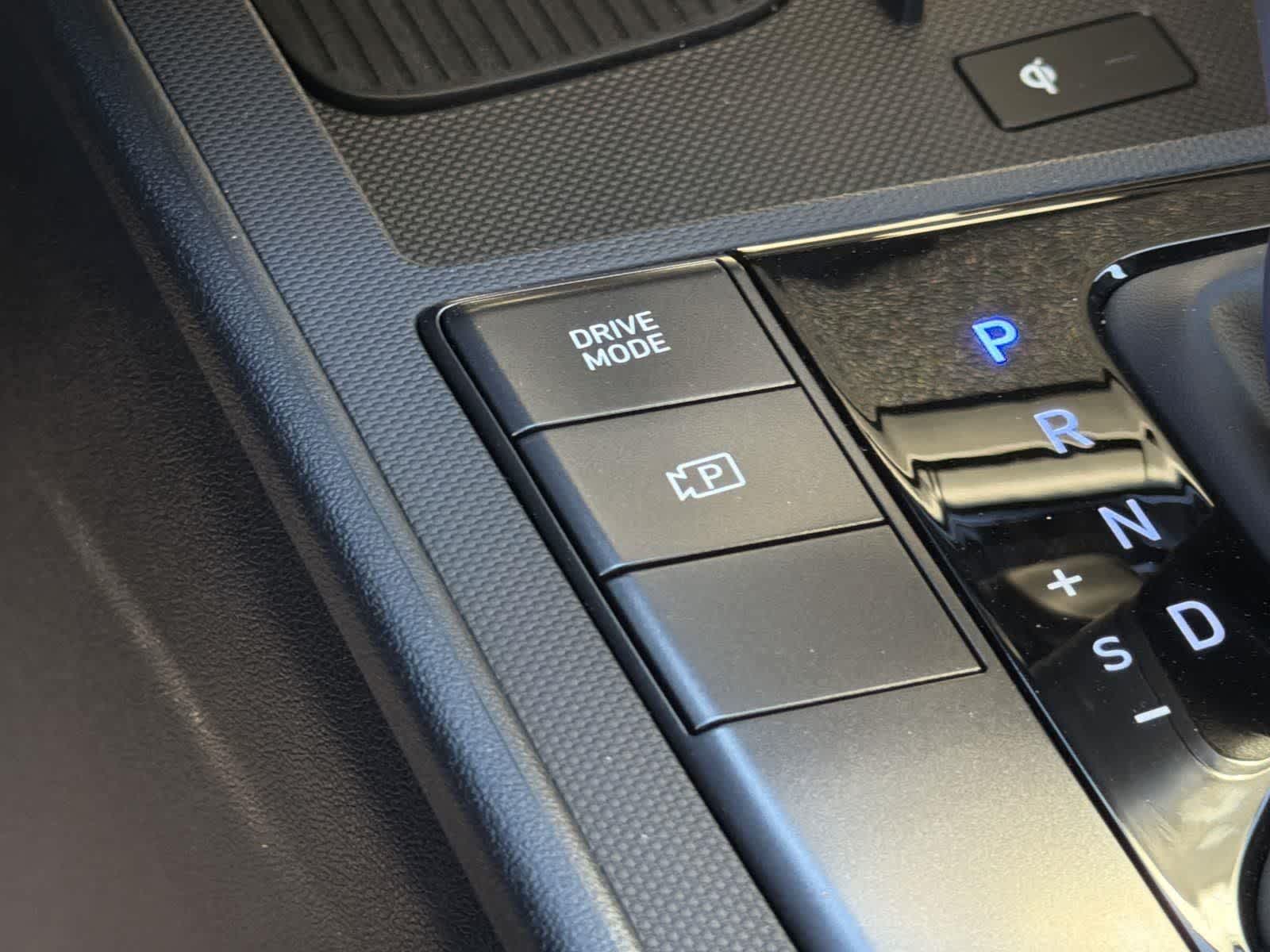 Thumbnail: 2025 Hyundai Elantra - 20