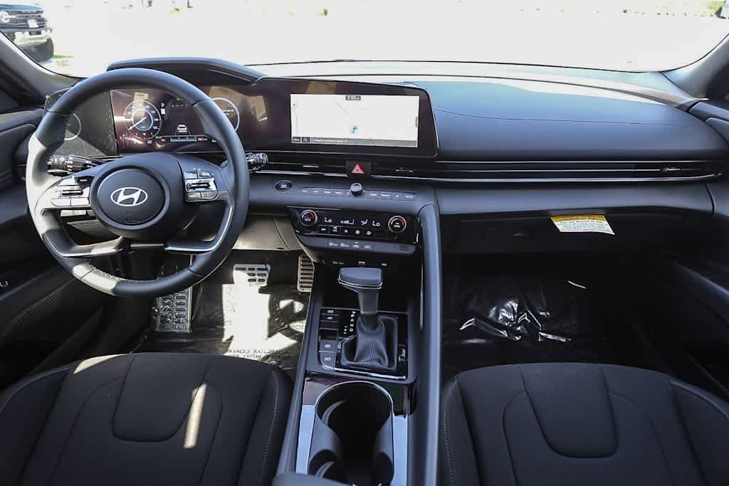 Thumbnail: 2026 Hyundai Elantra - 12